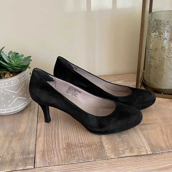 Rockport Black Suede Adidas Adriprene Heels - Picture 11 of 11